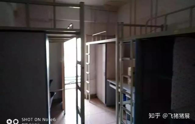 大学宿舍曝光!广东大学宿舍来袭,最惨宿舍不敢看 - 知乎