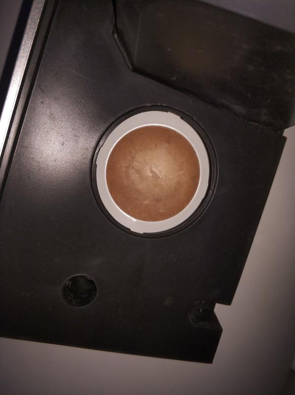 我这个美的电热水器的排污口怎么打开?