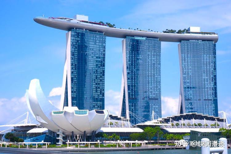 权威最新消息红杉创始人沈南鹏中国巴菲特张磊已移居新加坡