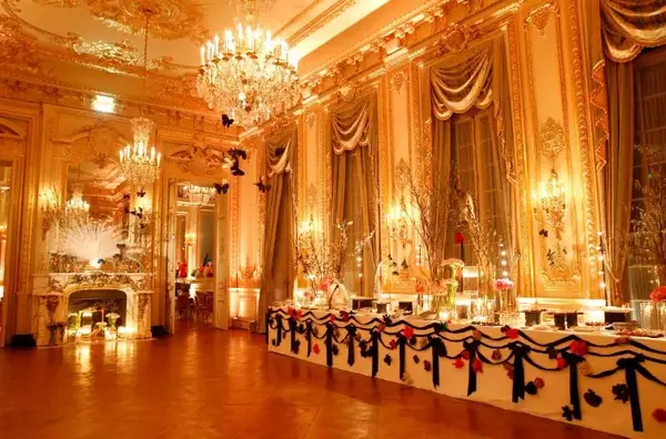 巴黎名媛舞会被拒绝 巴黎名媛舞会名单 巴黎名媛舞会姚安娜