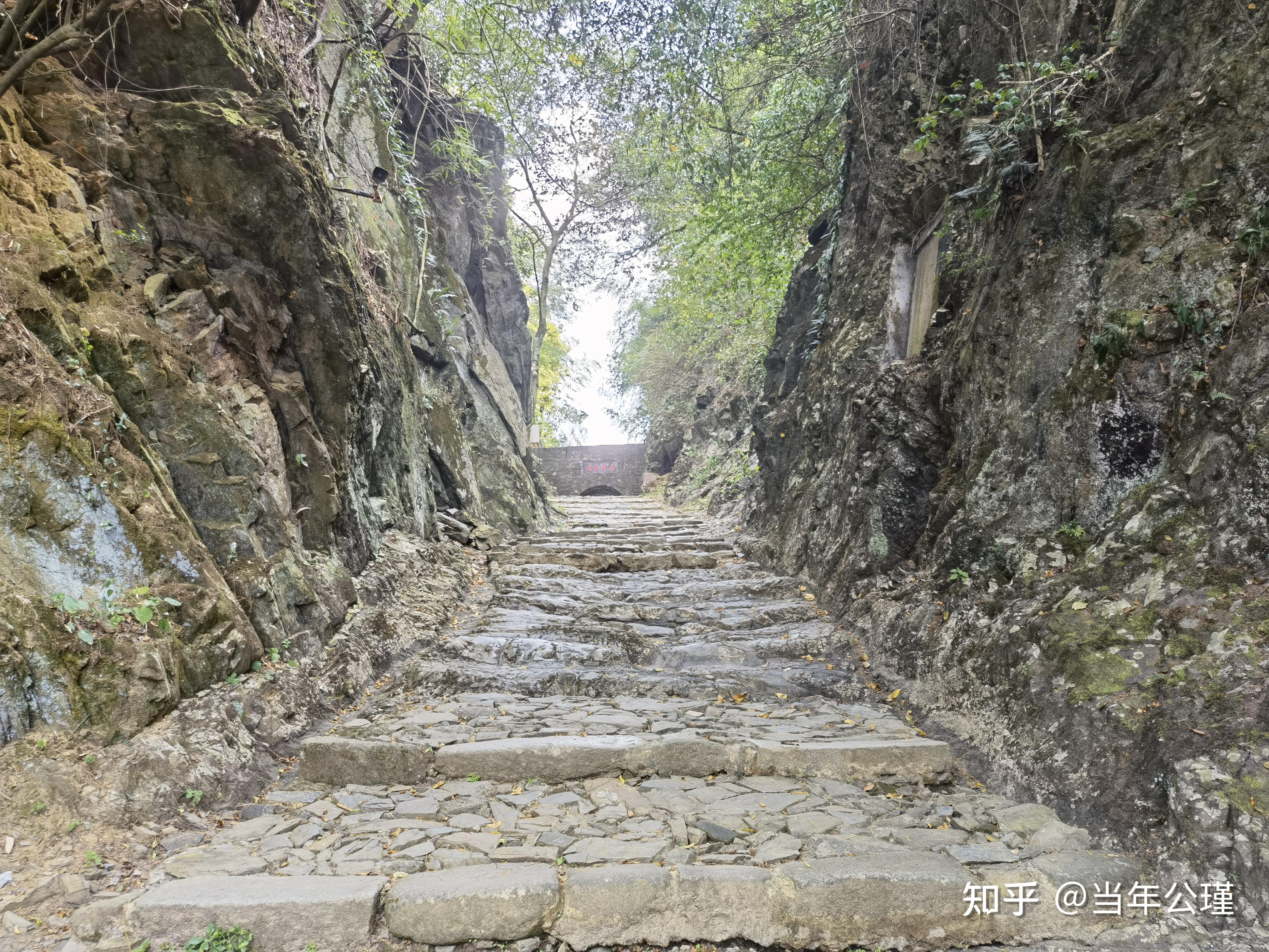 信豐篇玉帶廊橋大聖寺塔大餘篇嘉佑寺塔梅關古道