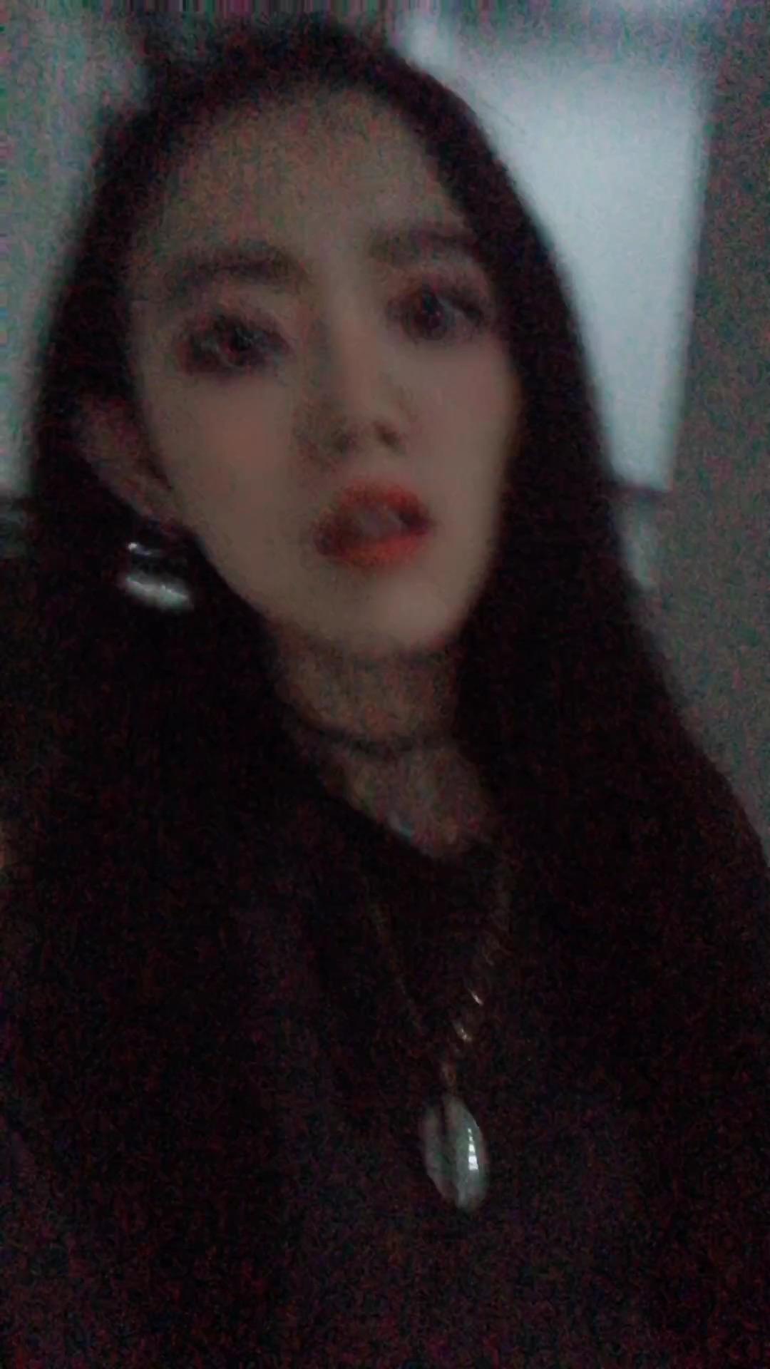 别人说你配吗你该怎么回答 v2-33721c8afdc011f33f03a0624f04ec04.jpg
