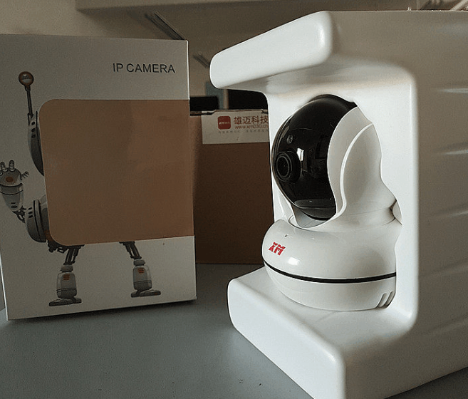 雄迈云台摄像机开箱评测科技感个性外观彰显智能生活品质