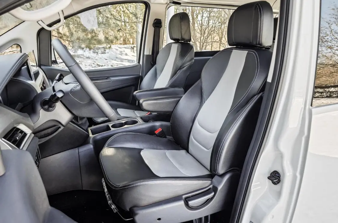 10万级混动mpv好选择试驾瑞风m3plushev智联版