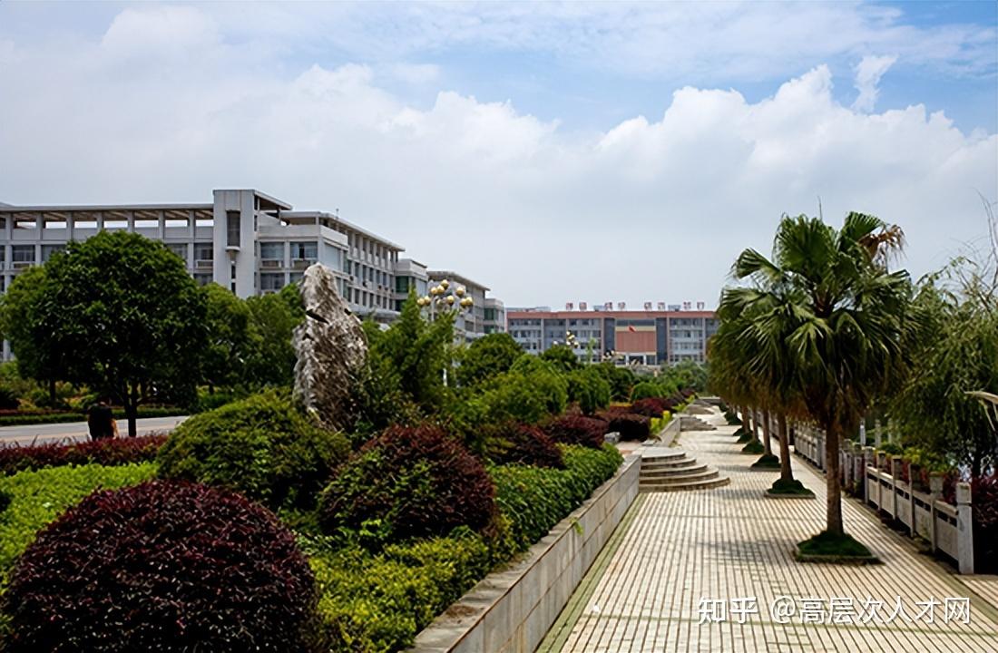 联系地址:湖南省衡阳市珠晖区衡花路16号衡阳师范学院人事处邮政编码