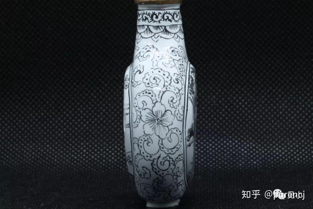 中国骨董　成化年製　染付白抜龍紋　鼻煙壺　康熙時期 Yahoo!オークション -「大明成化年製」(明) (中国、朝鮮半島)の
