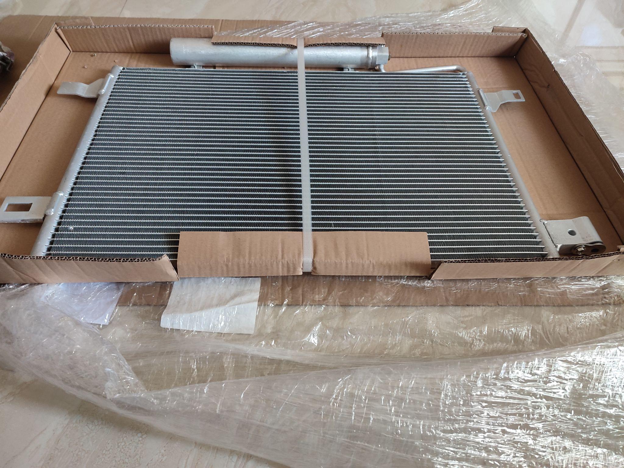 奔驰a160冷凝器干燥瓶