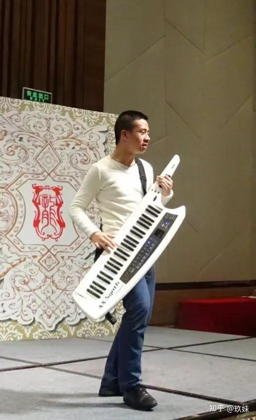 星星的孩子严安之，他在音乐的世界里光彩夺目 - 知乎