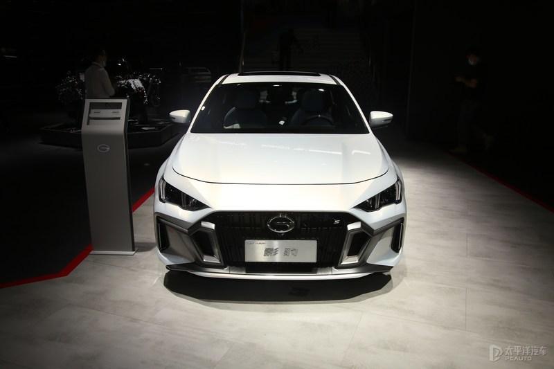 2021广州车展:广汽传祺影豹混动版首发亮相