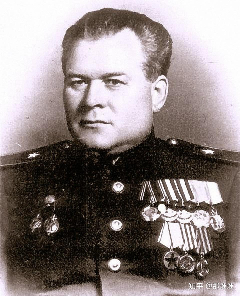 欣一路飞升,只用六年时间就做到内务人民委员部(nkvd)的首席行刑员