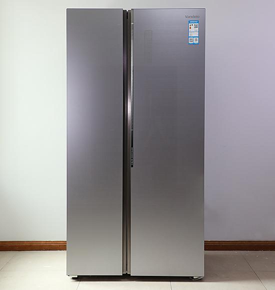 中国家电网7日新鲜挑战美的微晶冰箱保鲜实测