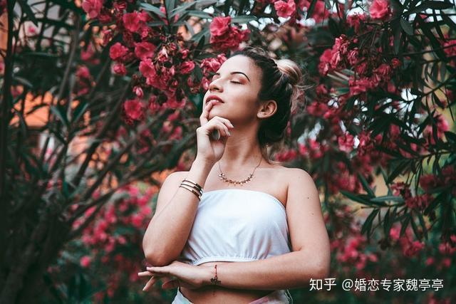 梦回婆家，一纸婚约的预兆——解析我梦见婆婆定好日子要我结婚的梦境