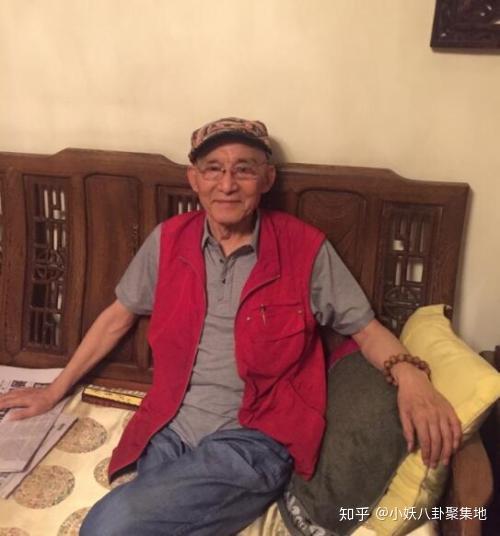 不可信其无,就到了当地的法藏寺,拜了寺庙里最德高望重的兴慈法师为师