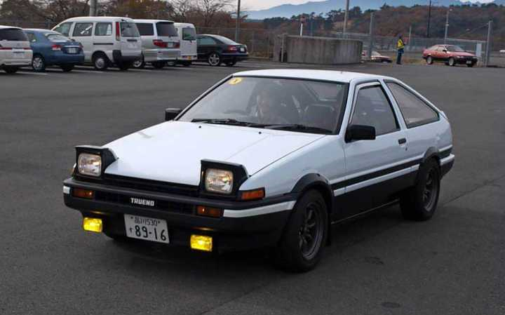 1,sprinter trueno gt-apex [ae86],驾驶者:藤原 拓海,所属车队