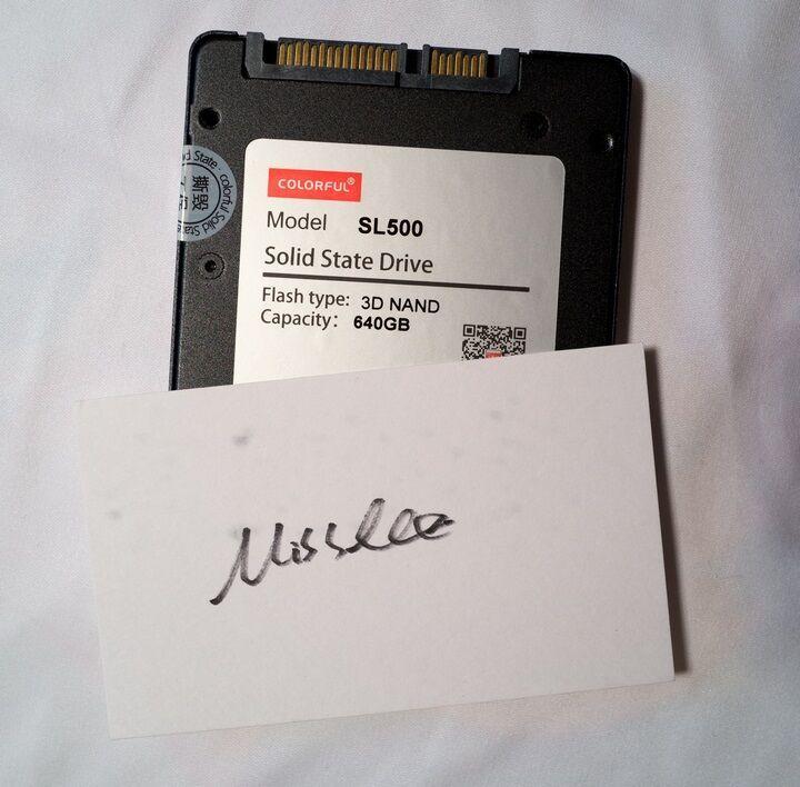 七彩虹sl500640g2017年最佳表面固态性能不及u盘