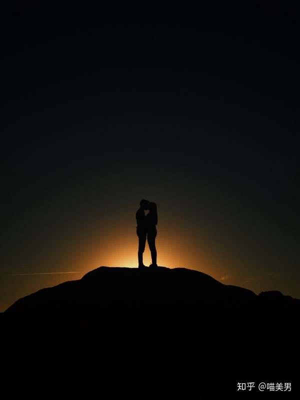 不顾父母反对坚持在一起 v2-35ce9488b6b152e754227dbfc945f6d2_r.jpg