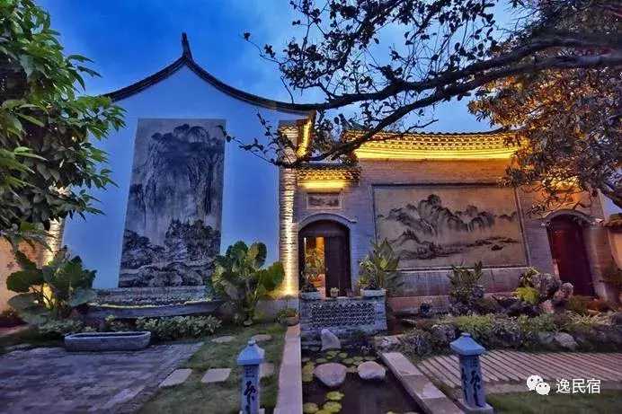 水云居:云之南,山之巅,湖之畔