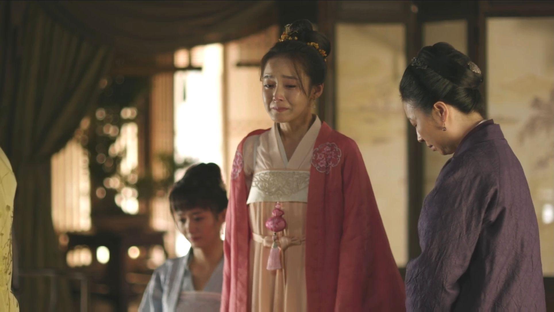 知否如兰被罚跪打手板罪魁祸首墨兰为何敢当面嘲讽王氏没家教难道她不