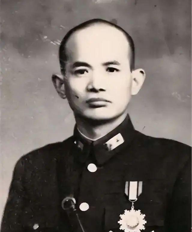 粟裕遗愿:部分骨灰葬谭家桥陪老上级,曾感慨一生只在这里吃败仗 - 知乎