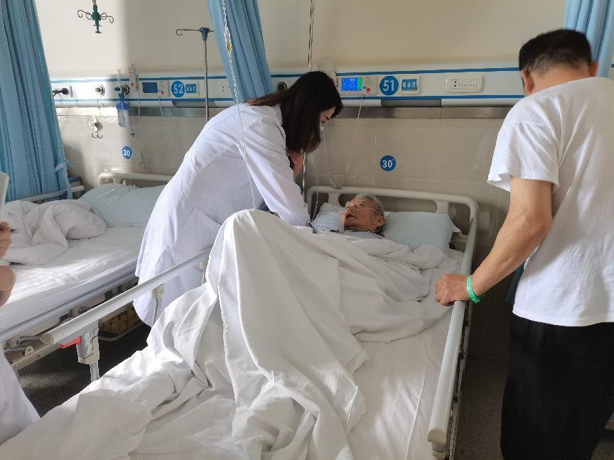扬医德媚亲善做患者温暖的朋友访两江新区第一人民医院内分泌及代谢病