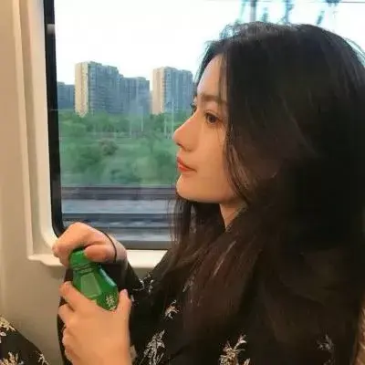 最让男人着迷的魅力女人头像(共16张)