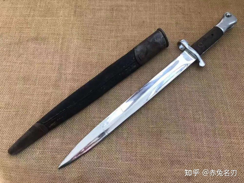 该刺刀用于安装在李因费尔德步木仓上,英国侵略西藏的时候使用的,藏区