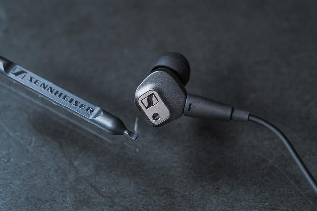 森海塞尔ie 80s入耳式耳机评测:宝刀未老,经典依旧 - 知乎