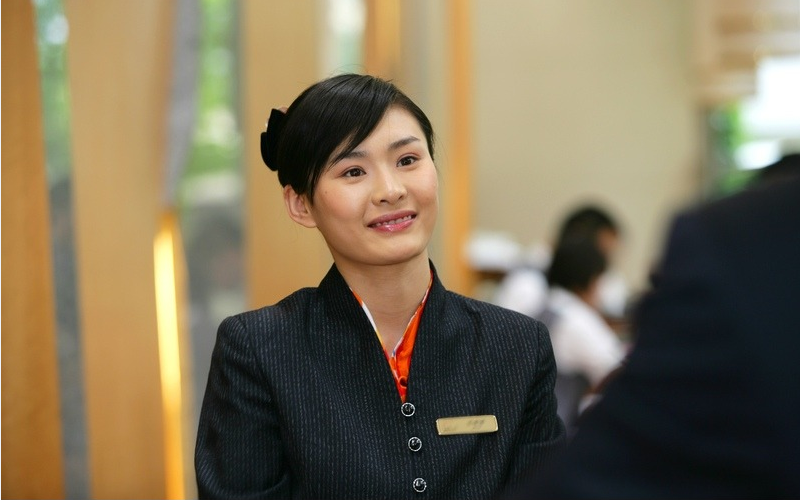 酒店前厅:前厅待客服务的10条准则