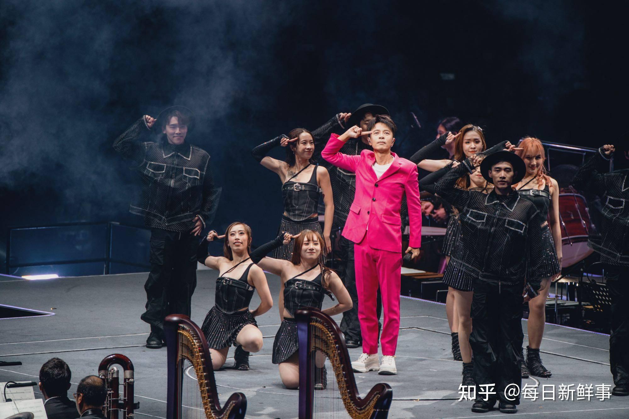 李克勤弦续巡演抵达广州站唱响经典粤章