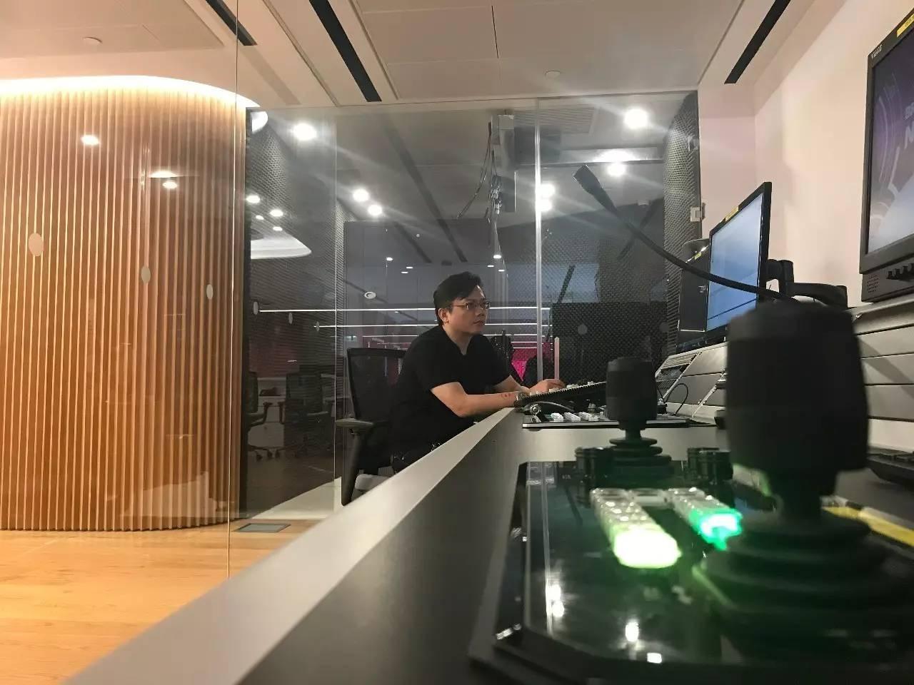 叶清梁朝伟刘德华御用配音一开口就是声音中的影帝