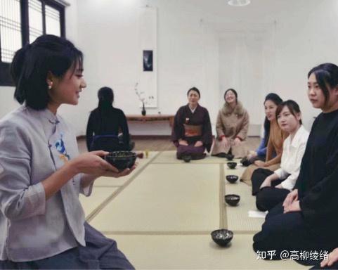 常驻景德镇的艺术家都在做什么? 22 v2 383771f2cf1e9b4dddaaeda9963fb787 720w