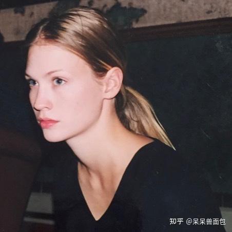 呆呆兽出品女神系列之美艳白皇后-詹纽瑞琼斯