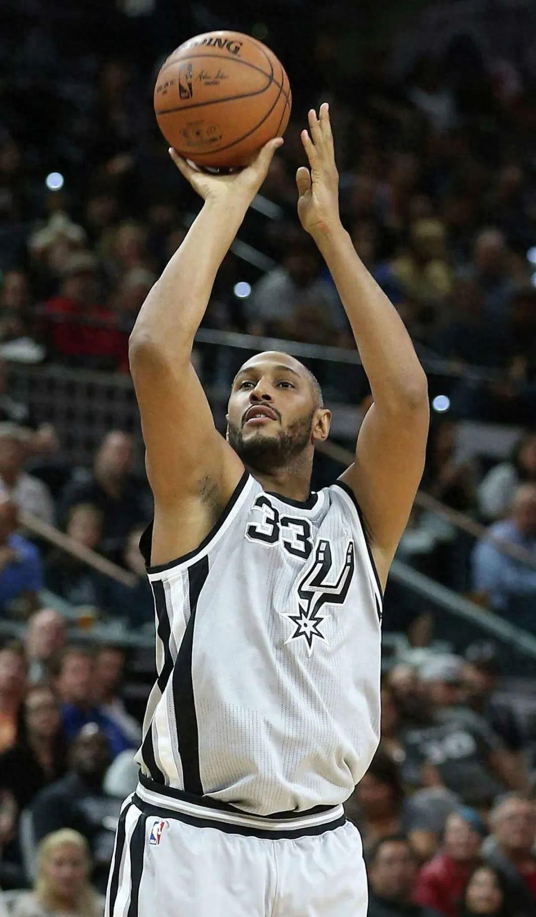 圣村老人活动中心成员——鲍里斯·迪奥