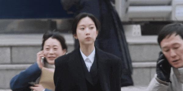 《瑞草洞》“班味”太浓!牛马打工剧又卷起来了