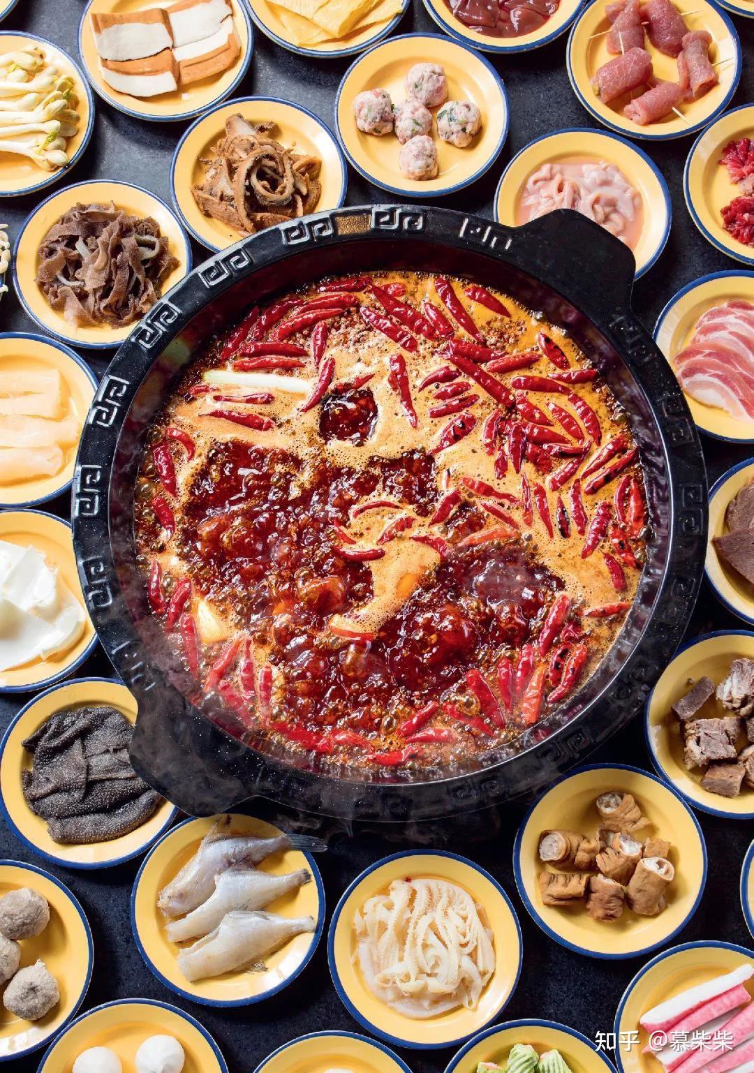 看完我居然饿了透过这本书看沸腾烟火气火锅不止热辣更有生活百态