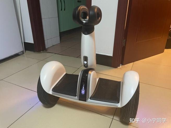 二:九号平衡车plus网友真机评测