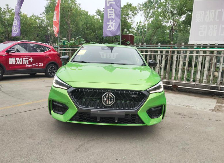 2020款名爵6实车进店赛道绿色车身运动十足配15t售938万起