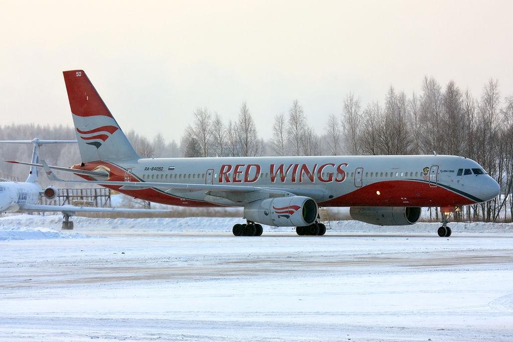 图波列夫图-204 / Tupolev Tu-204 - 辽观搬运的中英文维基百科词条 - 知乎