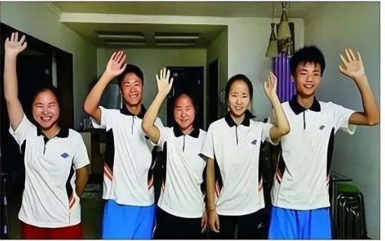 中国首例“5胞胎”长大了,个个年满20岁,如今现状却让人唏嘘 - 知乎