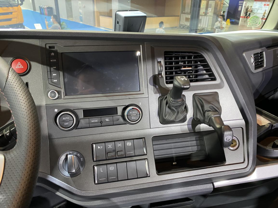 六款国产amt重卡导购自动挡成为主流以后谁都能开重卡