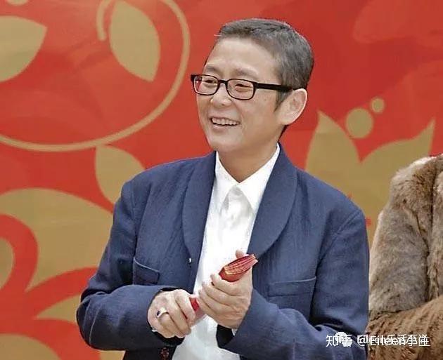 掰弯赌王千金,蜜恋10年,穿梭于香江女大佬中的女大佬 - 知乎