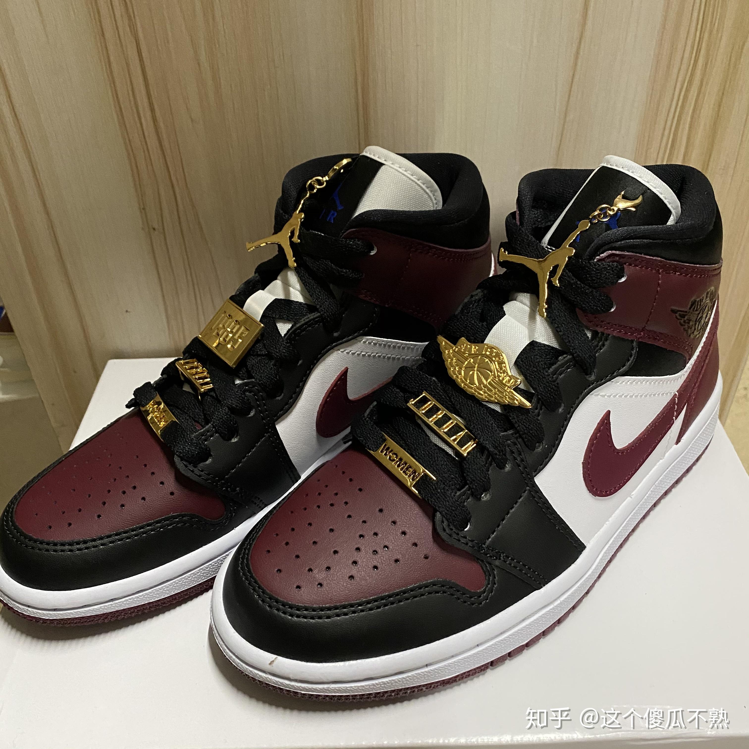 今日球鞋种草女朋友最爱的礼物aj1酒红金属飞翼不给女生送一双吗