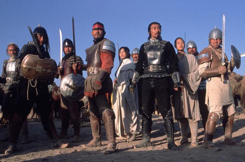 天地英雄里的东西方刀剑碰撞