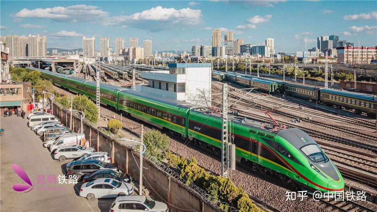 中老铁路上运行的动车组有哪些?