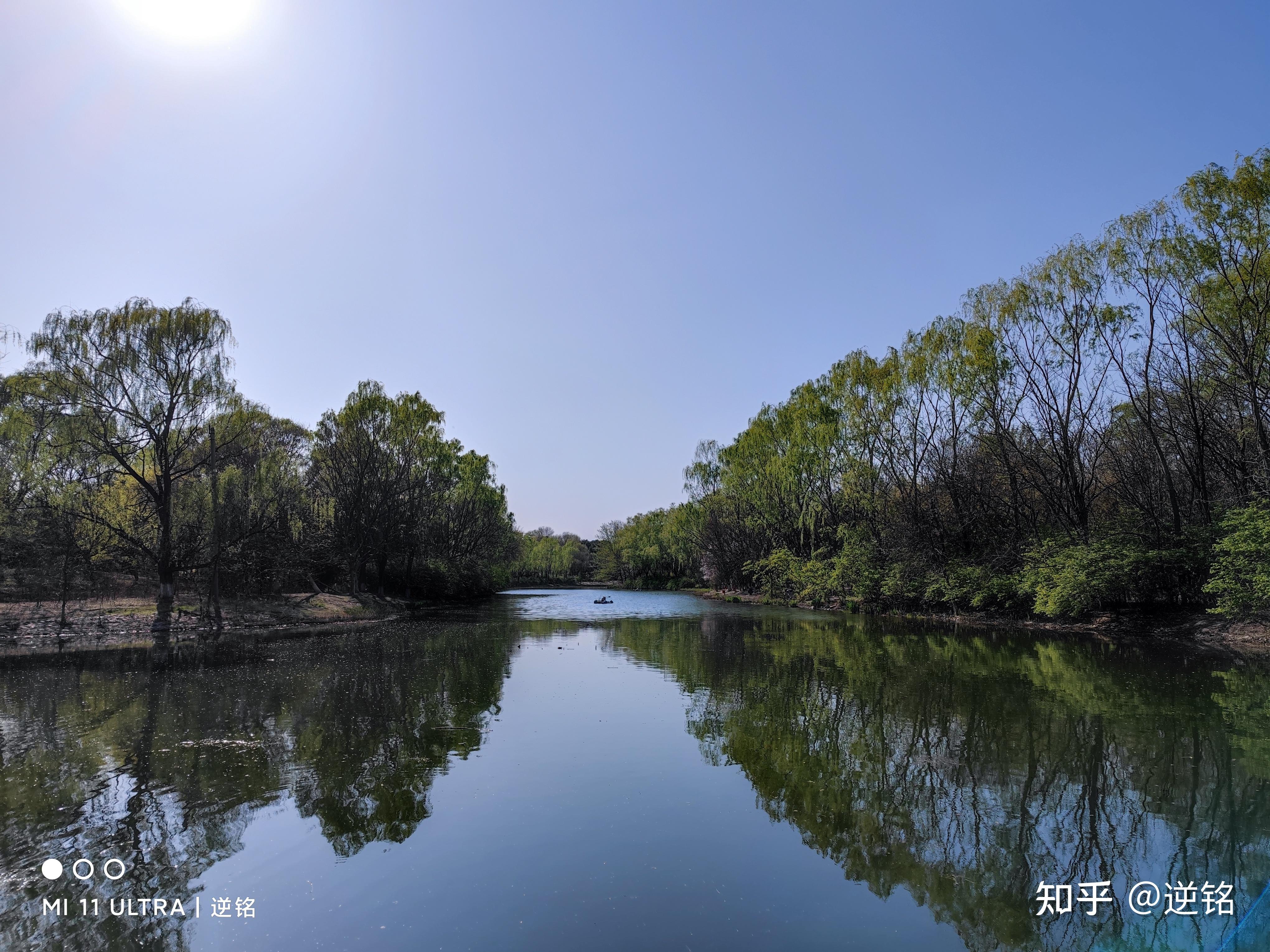 拍照自然是小米11u的重头戏,小米在11u上采用了gn2这块超级大底,再