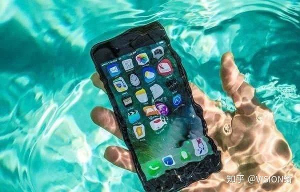 在水下正常使用的手机用了什么超能力