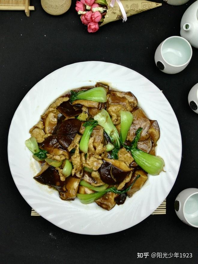 香菇油菜炒肉图片图片