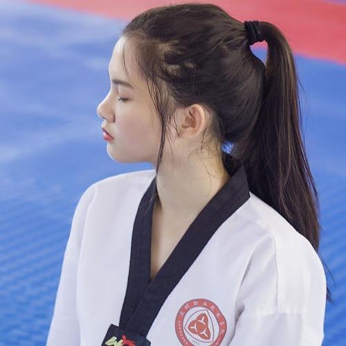 韩国跆拳道美女图片