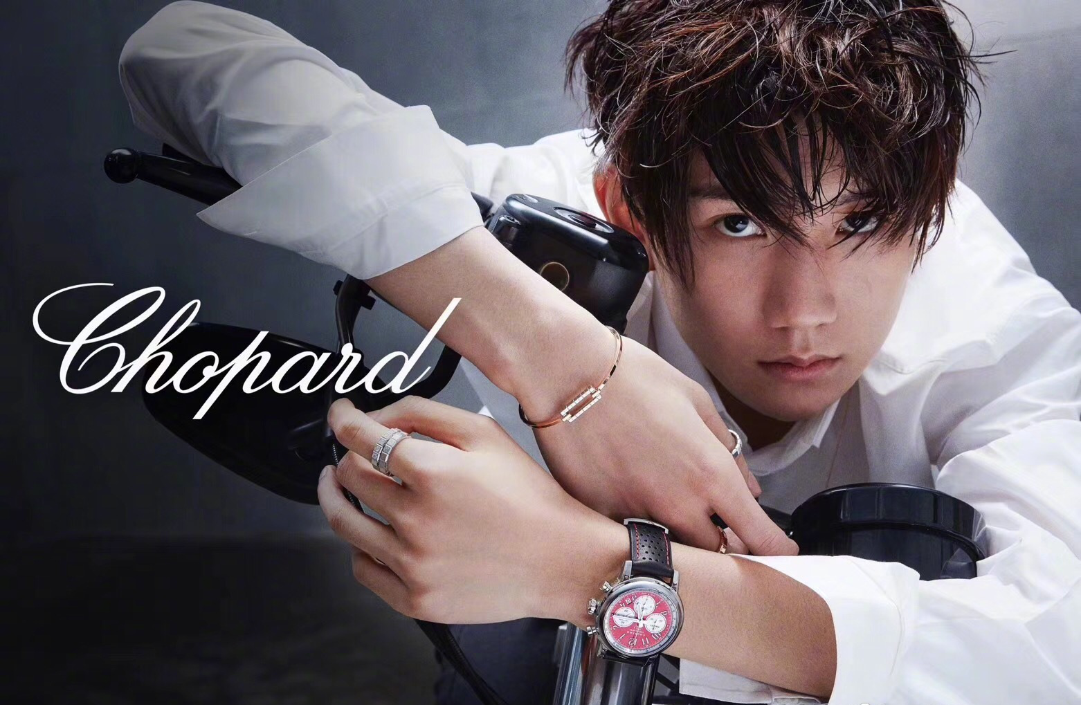 刚过19岁生日的王源居然是带萧邦腕表长大的