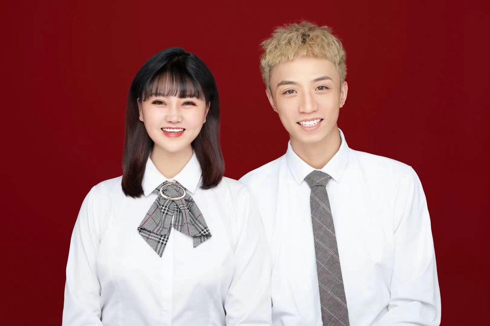 当然,gai也通过视频形式,向王齐铭和老婆黑妹发来了祝福.